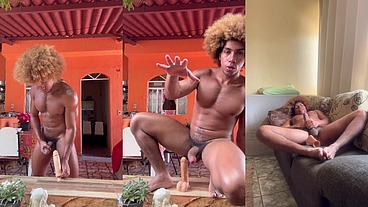 BRINCANDO COM O DILDO EM CASA