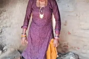 Desi bhabhi salwar suit me dress me jamkar fuck best anal sex