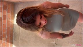 ajudei o pedreiro na obra chupando o pau e dando a bucetinha