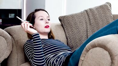 Red-Lipped Mom Smokes Deep Craving