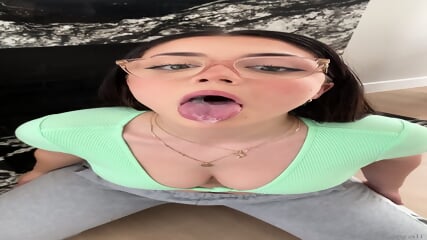 Cum On That Pretty Face