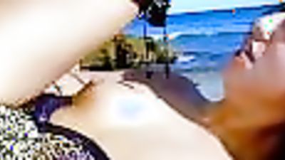 Amateur couple is alone on a beach so they quickly ended up having sex