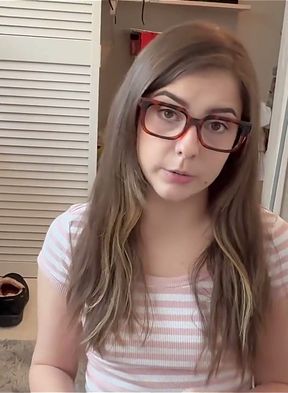 Thick Brunette Stepsister Need Help with Art Class