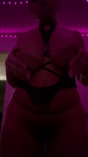 Pov Busty Ebony Lightskin Facetime Calls You While Her Bf Is Away