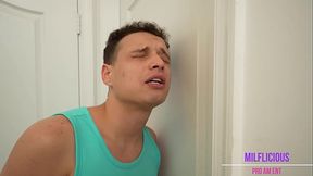 Let Me in The Bathroom. Its Urgent! With Hot Redhead Stepmom Jessica Aaren INTRO EXTENDED