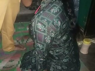 Holi spacial. Holi par bhabhi ki chudayi kari