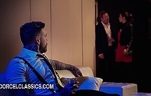 Manon Martin in an anal submission game