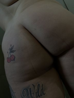 Watch me cum as my pussy gets ate
