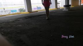 con tanga y falda transparente realizo yo s�lita las compras en el super