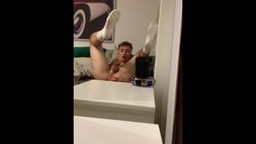 Teenie ride enormous faux dick and jizz on front of the mirror