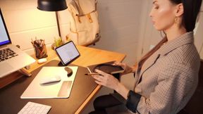 Ass Fuck Lesson From Anal Slut Lilu Moon - Big Dildo in Tight Ass!!!