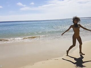 trailer: dream a little dream of me