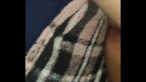 Cogida en casa de un amigo a pelo parte1