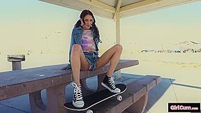 Shaggy Mia Rivers Teen 18+