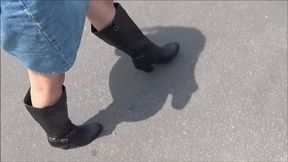 Boots walking and cranking revving