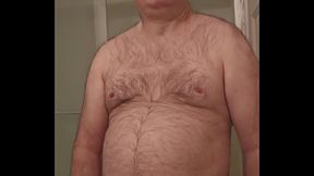 Nude Martin Lavall&eacute_e always mastubates: tell him to continue!