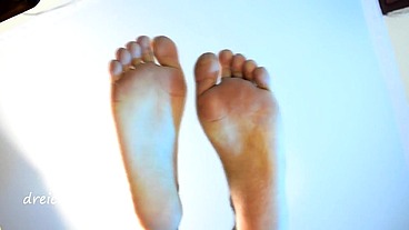 Feet sole worship
