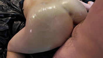 hardcore rough fist fucking of a nymphomaniac housewife&#039_s amazing asshole