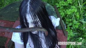 The girl from the well (Horror Porn)