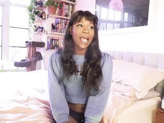 Tuck Tutorial! Trans Hotty Vanniall Shows How This babe Tucks Her Large Weenie