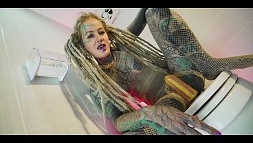 Tattoo Covered Solo Piss &ndash_ Dreads, Fishnets &amp_ Golden Shower Fun