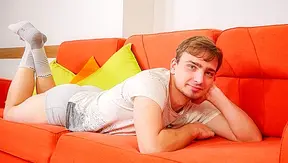 Mickey Rayner's Soft Body Ready to Explode - Jawked