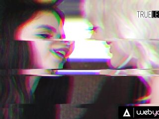 Small Coco Lovelock & Naturally Stacked Bestie Ava Sinclaire Lose Their Virginity Jointly