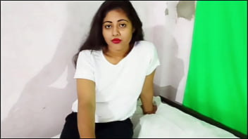 Didi Ne Apne Stepbrother Se Apne Kapde Utarvakar Apni Chudai Karvai full Hardcore Sex