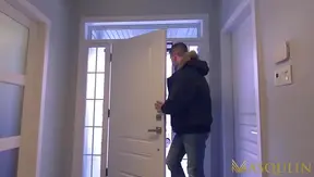 Jock Tyhe Knoxx Commands Power Over Bulking Igor Romani in Steamy Fetish Play – 18+