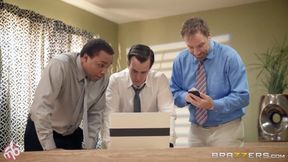 Hot - Ariella Ferrera – Honey, It’s A Motorbunny