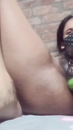 Desi Bihari randi bhabhi masterbating herself doing self love ,and recording her video for her lover.   Clip 1