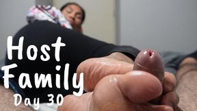 Host family - Day 30 - Goodbye bitches - footjob mesmerized - Marilyn - Full HD