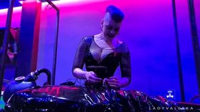 My Gimp, My Plaything (Rubber Bondage with Lady Valeska)