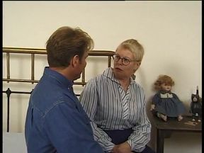 Mature with big ass riding cock