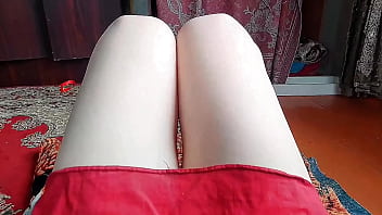 Symmetric Beauty Natural Clean Ladyboy Cock and Beautiful Soft Legs Clapping Masturbation