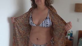 First time on the beach that I show off in front of my stepson, I couldn't resist the excitement and