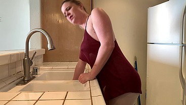 Stepmom stuck in the sink gets stepson's dick in her while trying to get free