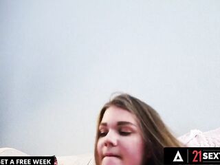 21 SEXTURY - Perfect Girls Amanda Clarke And Monroe Fox Explore Lesbian Sex And With Toys