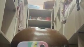 That mirror!!🤤