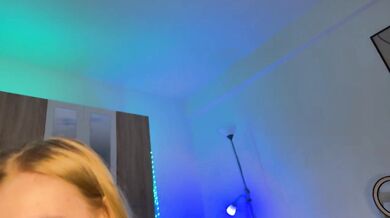 Naked masturbation in 4K