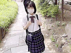 143cmのランドセル卒業したてにしか見えない女の子。童顔過ぎて完全におさわりまんこっちです案件な制服子に、中年の性欲をピストンに乗せて注ぎこんできました。