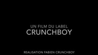 Leo Rex, un papa arabe amateur, se fait sodomiser à cru dans une scène hardcore.