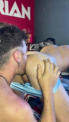 Eating a Perfect Ass Before Fucking It Deep