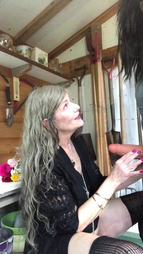 Bigfoot Went All Yeti On My Yoni! MaXXXimumMilf