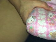 021 トレーニングおむつでおもらし！ちょっとだけオナニーもします！