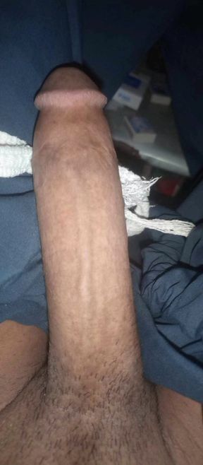 These are pictures of my cock and anyone who wants a real relationship with this cock can contact me.