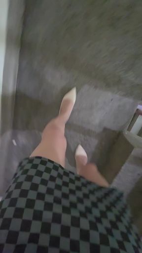 Shemale Ting xuan walks outside to pee, then masturbates and cums on her thigh.