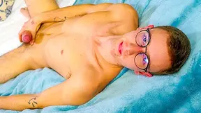 Ronan Keanes Hot Solo Ride – Moaning Through Every Stroke – BoyFun