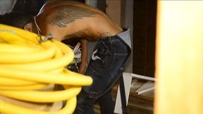 chefe vem checar a obra e acaba passando a rola no peao
