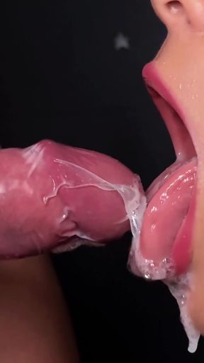 Must-see moment from &quot;CLOSE UP: Horny Condom Blowjob! She Broke The Condom And Got The Cum In Her Mouth&quot;